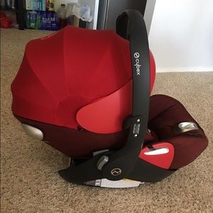 Cybex Platinum Cloud Q Infant Car Seat & Base